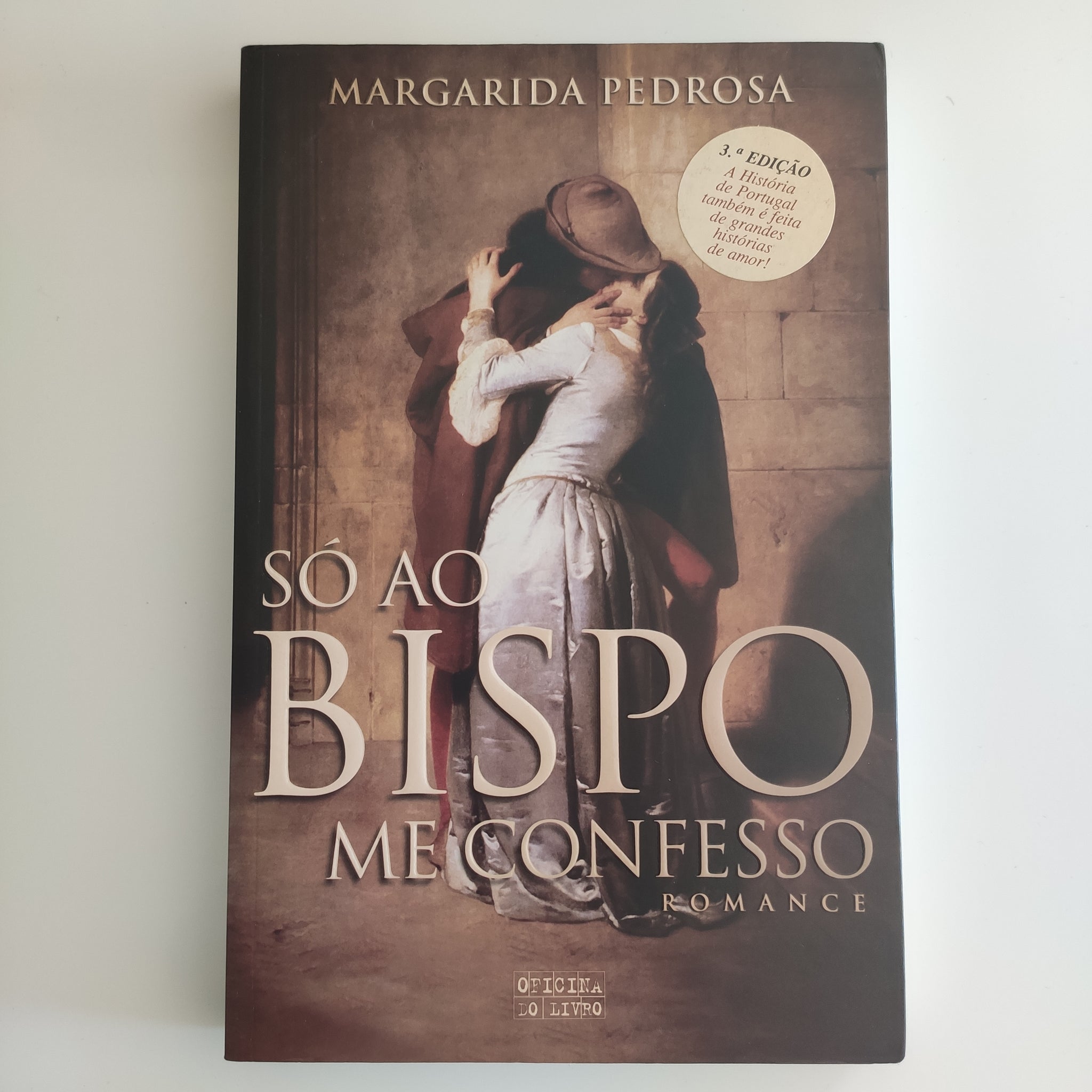 Só ao Bispo me Confesso