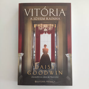 Vitória - A Jovem Rainha