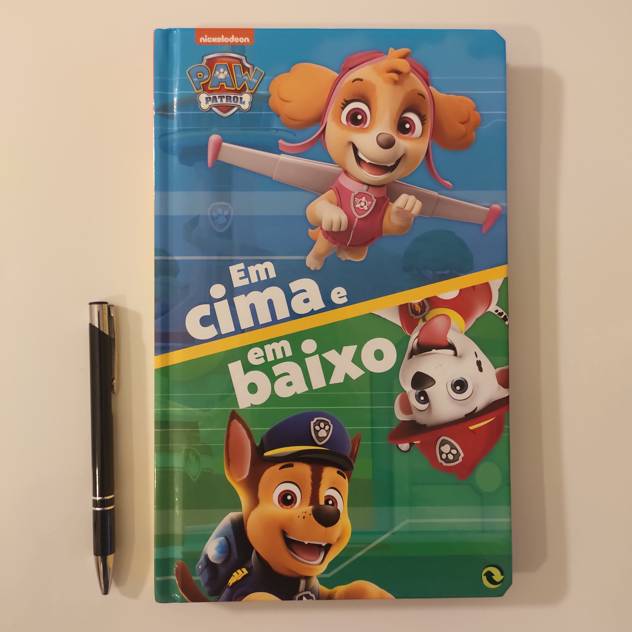 Em cima e em baixo